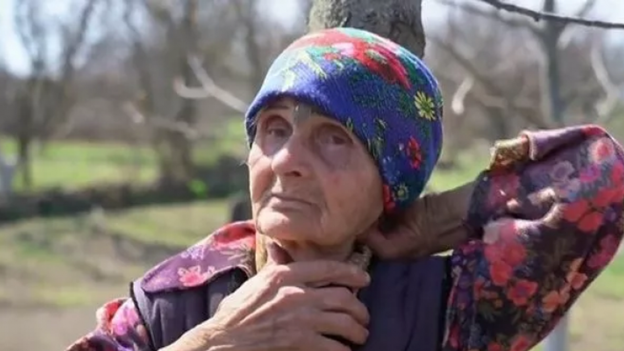 Rus Askerleri Yapmış! 83 yaşındaki kadın, işkencenin detaylarını anlattı! “Ölmeyi diledim”