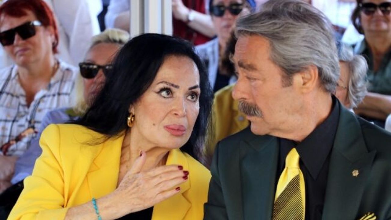 Türkan Şoray ve Kadir İnanır yıllar sonra bir araya geldiler