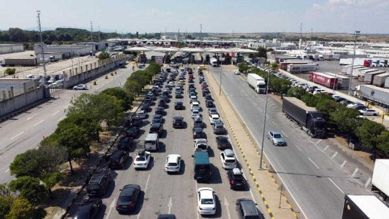 Avrupa'ya açılan sınır kapılarında son 5 yılın rekoru kırıldı