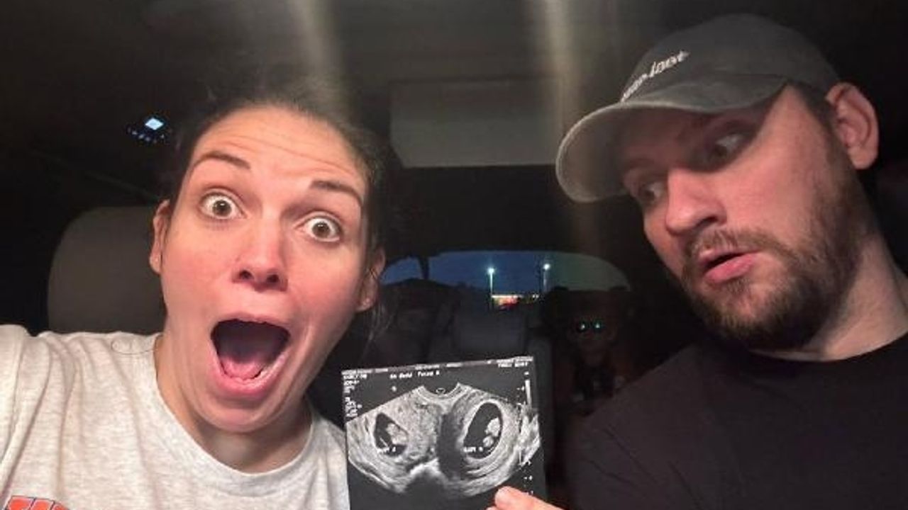 Çift rahimli kadın, iki rahminde ayrı bebeklere aynı anda hamile kaldı