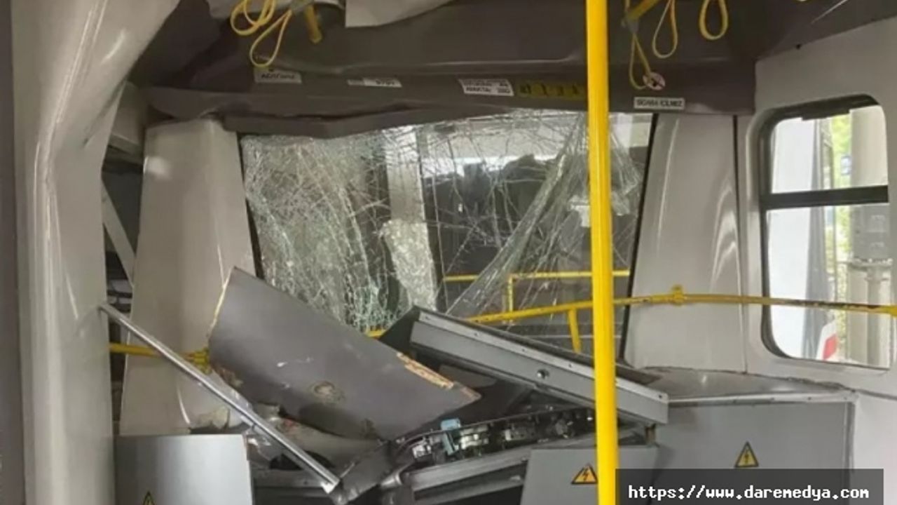 İzmir'de metro raydan çıkarak duvara çarptı