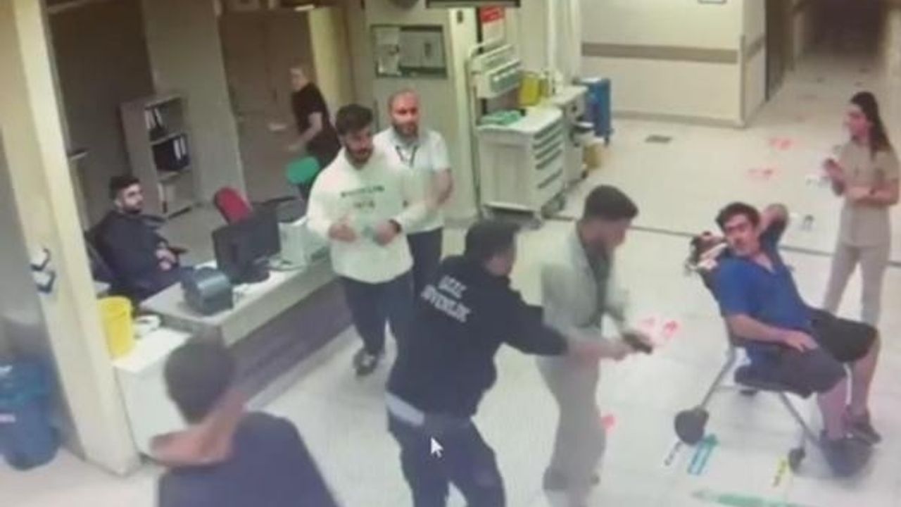 Sağlık çalışanlarını silahla tehdide üst sınırdan hapis cezası