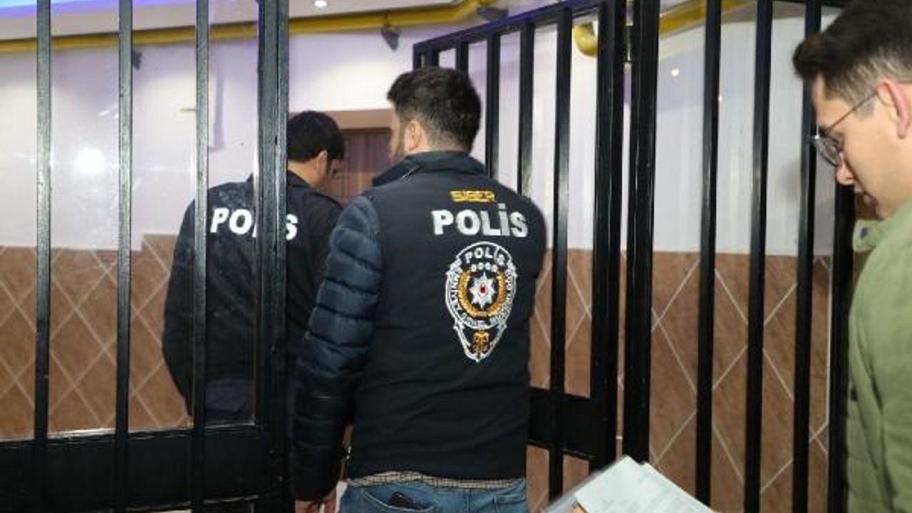 6 ilde yasa dışı bahis ve sanal kumar aracılarına operasyon; 17 gözaltı