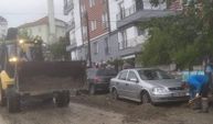Demirci'de sağanak yağışlarda felaketin eşiğinden dönüldü