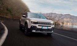 Jeep® “Avenger e-Hybrid” ile Türkiye’deki ürün gamını genişletiyor