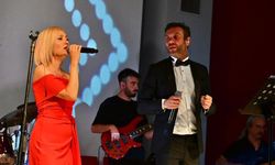 Büyükşehir Belediyesi Pop Orkestrası İlk Konserini Verdi
