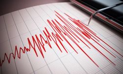 Manisa'da deprem! Vatandaşlar sokağa döküldü