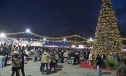 İzmir'de Yeni Yıl Festivali'ne ilgi yoğun