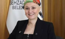 MANSUR YAVAŞ’TAN YOĞUN BAKIMDAKİ GÜLŞAH DURBAY’A DESTEK ZİYARETİ: “İNŞALLAH BİR MUCİZE GERÇEKLEŞİR”