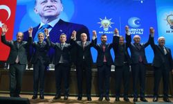 AK Parti MKYK Toplantısında Dört Belediye Başkanı Partiye Katıldı