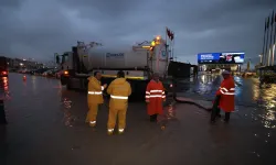 İzmir'de deniz seviyesi hareketliliğine anlık müdahale
