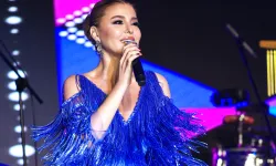 Masmavi Gülben Antalya'yı aydınlattı