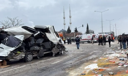 Samsun’da Zincirleme Kaza: Freni Boşalan Kamyon Dehşet Saçtı, 19 Yaralı