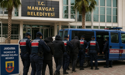 Manavgat’ta yolsuzluk soruşturması genişliyor: 21 kişi gözaltında