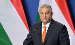 Macaristan’da 16 Yıllık Dönem Sona Erdi: Orban İktidara Veda Etti