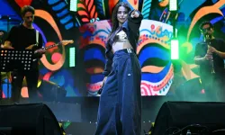Manisa'da Gençlik Festivali'nde Simge coşkusu