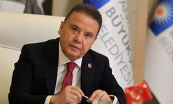 Muhittin Böcek Hastaneye Kaldırıldı