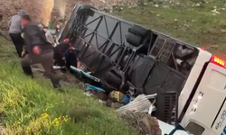 Malatya’da feci kaza: Yolcu otobüsü devrildi, 4 ölü 15 yaralı