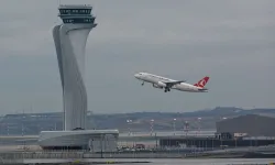 İstanbul Havalimanı'ndan tarihi rekor... 1 günde 1.730 uçuş