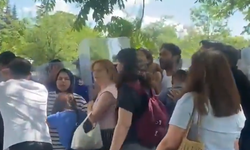 TBMM Önünde Açlık Grevindeki Öğretmenlere Gözaltı