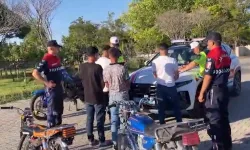 Sosyal medyada paylaştılar, Jandarma tek tek yakaladı! Motosikletler trafikten men edildi