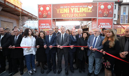 YUNUSEMRE’DE YENİ YIL ÇARŞISI AÇILDI
