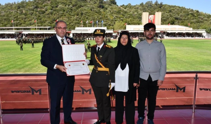 Şehit Ömer Halisdemir’in kızı teğmen oldu