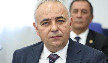 CHP’li Bakırlıoğlu’ndan Bakan Tekin’e: “Böyle Bakana Böyle Müdür!”