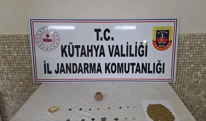 Kütahya Emet’te Tarihi Eser Operasyonu: Roma ve Bizans Dönemine Ait 17 Parça Ele Geçirildi