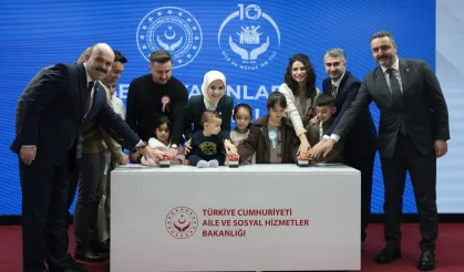 661 şehit, gazi ve yakını kamuya atandı... Şehit ve gazi çocuklarına '25 Yaş Tanıtım Kartı'