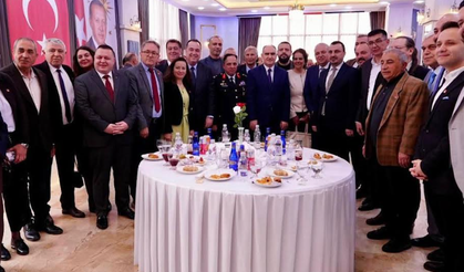 Manisa Protokolü Bayramlaşma Töreninde Bir Araya Geldi