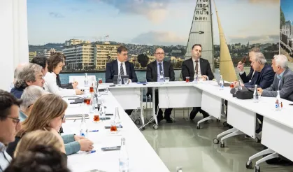 İzmir'in 8 bin 500 yıllık hazinesi masaya yatırıldı