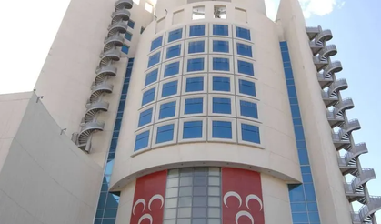 MHP 3 ilde teşkilatları feshetti! Kütahya, Eskişehir ve Kars'a atamalar yapıldı