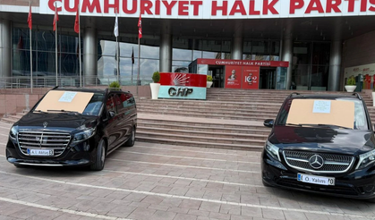 Kılıçdaroğlu döneminde dikkat çeken hamle: CHP önünde “haram araç” protestosu