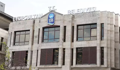 Eyüpsultan Belediyesi’ne operasyon: Başkan Özmen dahil 28 kişi gözaltında