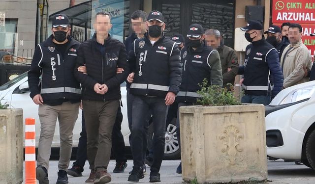 Eskişehir'de 4 FETÖ şüphelisi yakalandı
