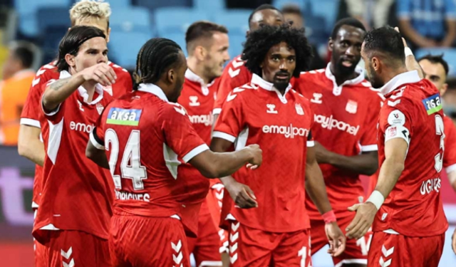 Sivasspor, Adana Demirspor karşısında 2-0 geriden gelerek kazandı