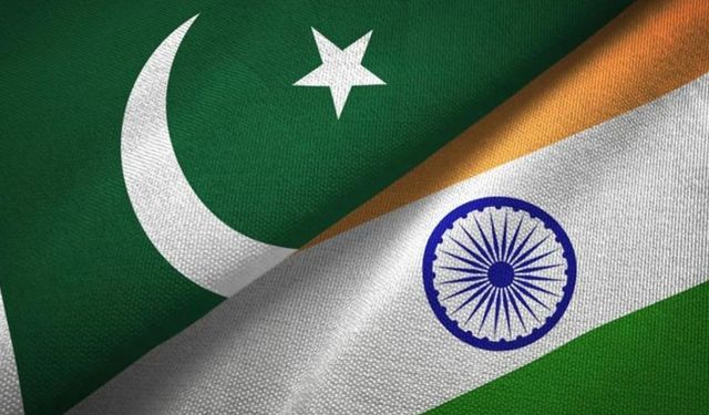 Pakistan ve Hindistan tam ateşkes konusunda anlaştı
