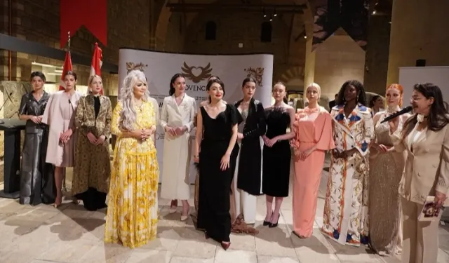 Tarihin göbeğinde muhteşem defile