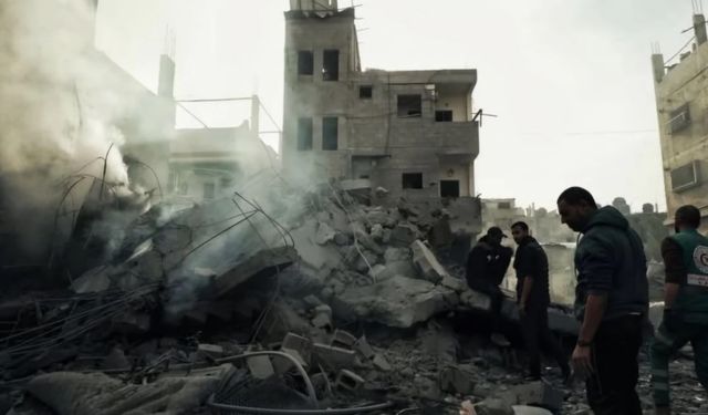 İsrail, son 72 saatte Gazze’de 5 çok katlı bina ve 350 çadırı vurdu