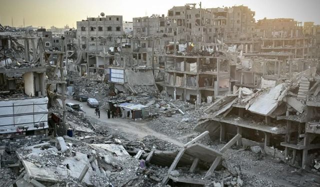 İsrail Gazze’ye geniş çaplı saldırı başlattı