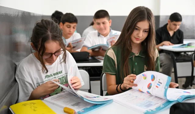 Bornova'da eğitime büyük destek