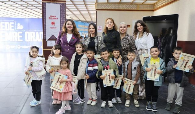 YUNUSEMRELİ ÇOCUKLAR GÜNLERİNDE GÖNÜLLERİNCE EĞLENDİ