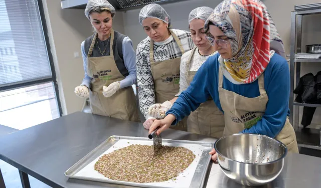 İzmir'den çölyak hastası çocuklara yeni yıl etkinliği