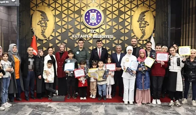 Kütahya'da Başkan Kahveci, özel öğrencileri ağırladı