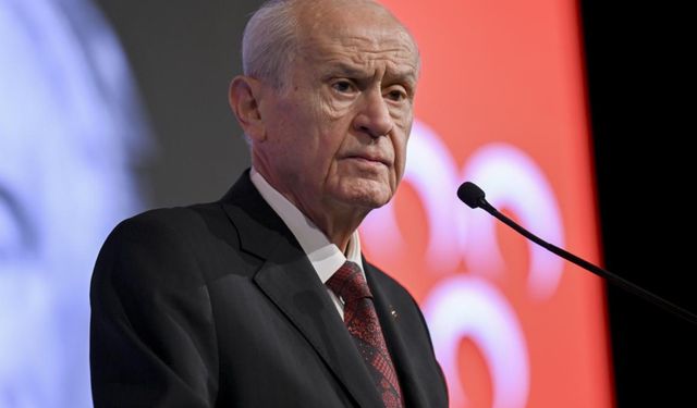 Bahçeli’den sert tepki: “Darbe iddiaları da Barzani görüntüleri de tam bir rezalet”