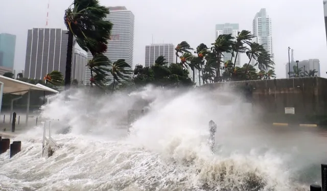 Doğal afetler sigorta sektörünü zorluyor... Küresel ekonomik kayıplar 260 milyar dolar oldu