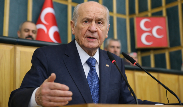 Devlet Bahçeli: “Gazi Meclis Kürsü İşgaliyle Anılamaz”