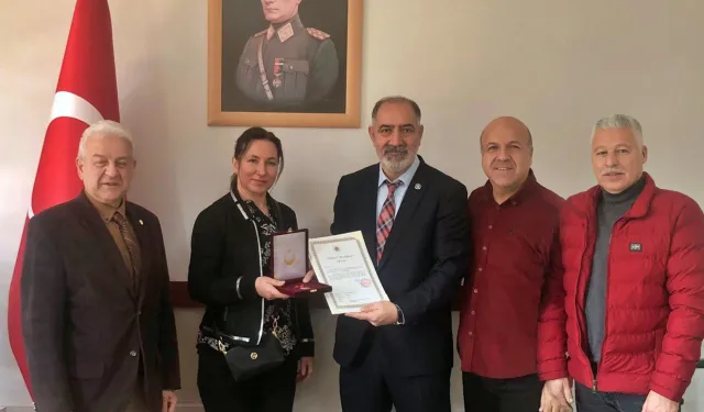 İstiklal Madalyası 102 yıl sonra sahibine ulaştı! O onur toruna teslim edildi