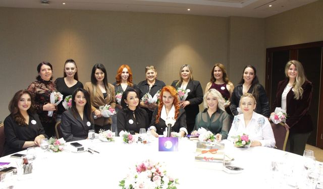 Kadın Liderler Kulübü Çığ Gibi Büyüyor!